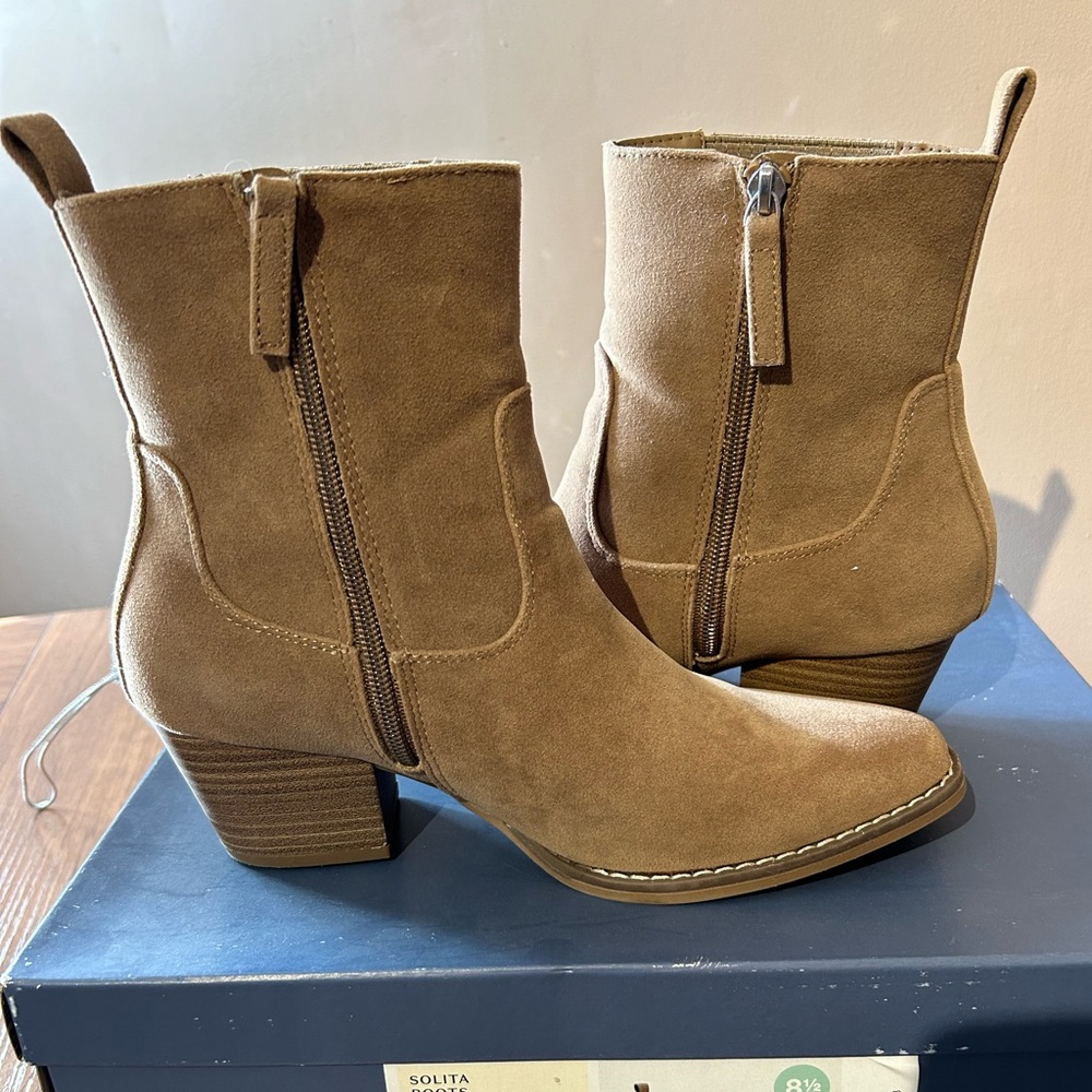 Universal Thread Tan Ankle Boots - image 4